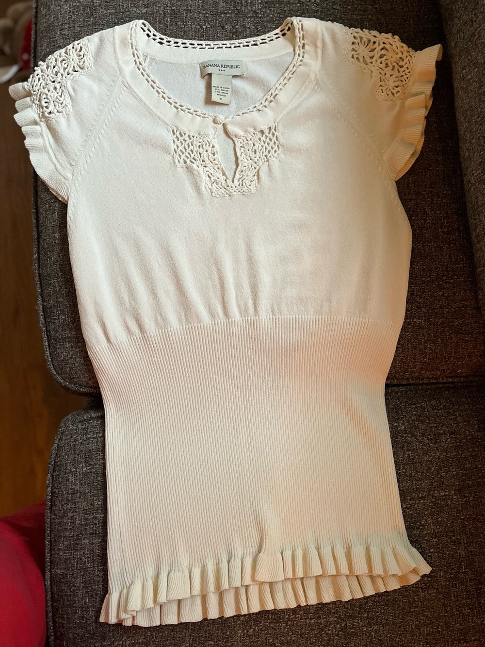 "Vintage Y2K Banana Republic 
Crochet Lace Knit Top*Ruffle
Waist *Cream*SPR 07"